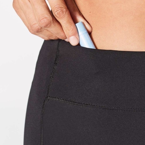 Lululemon Speed Up Crop Black Size 6 - Picture 4 of 11